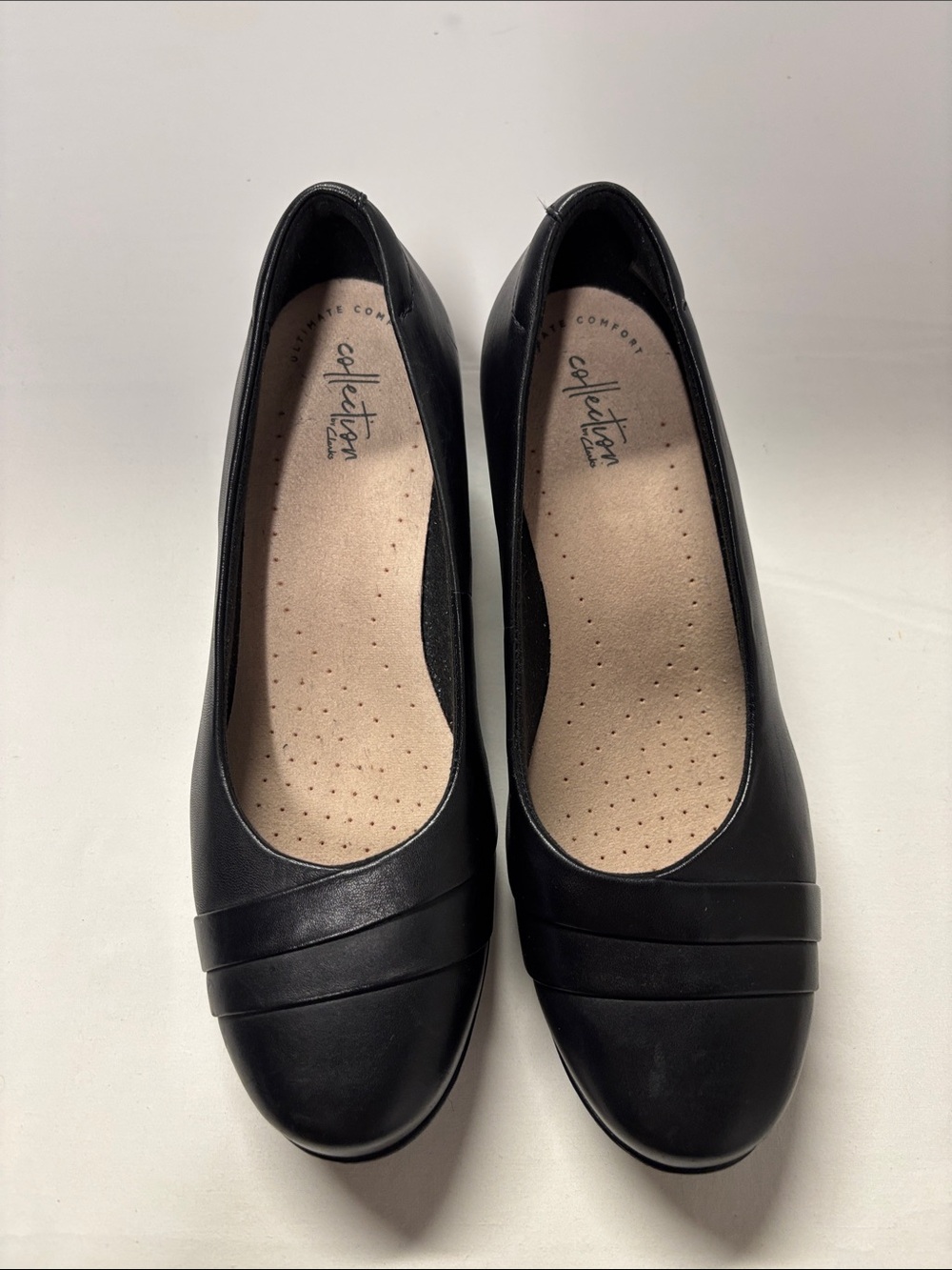 Clarks Black Women’s Low Heel Shows
